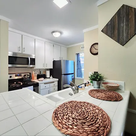 Tahoe Shoreline Retreat - Close To Ski Resorts & Hoa Amenities Tahoe Vista Exterior photo
