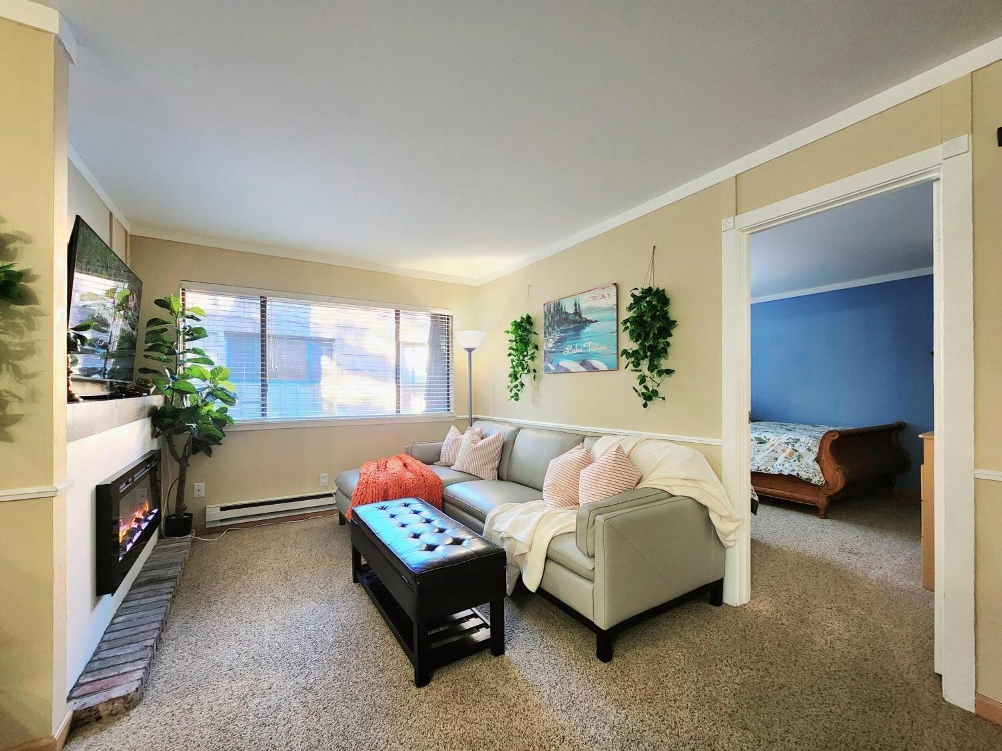 Apartment Tahoe Shoreline Retreat - Close To & Hoa Amenities
