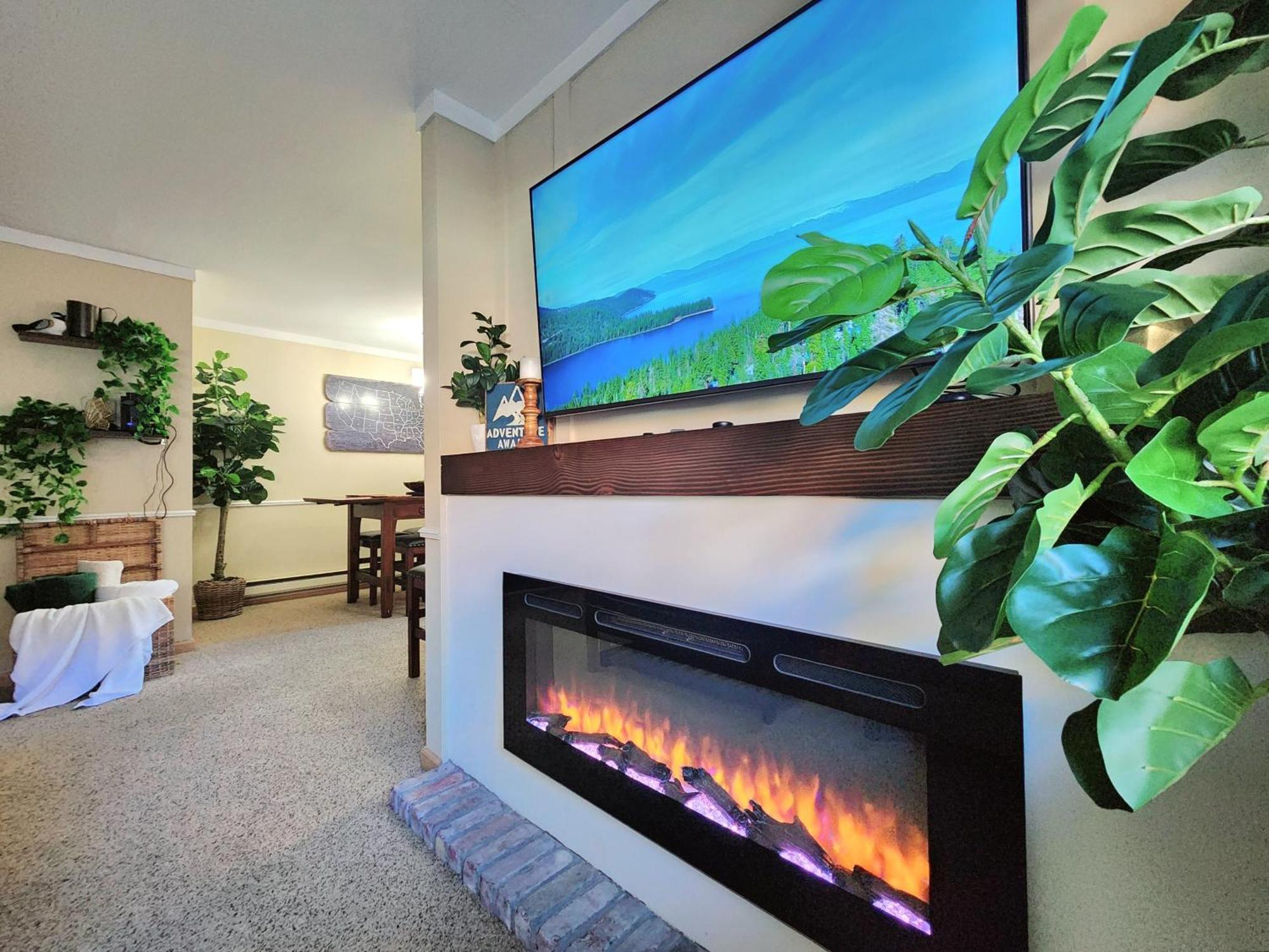 Tahoe Shoreline Retreat - Close To & Hoa Amenities Apartment