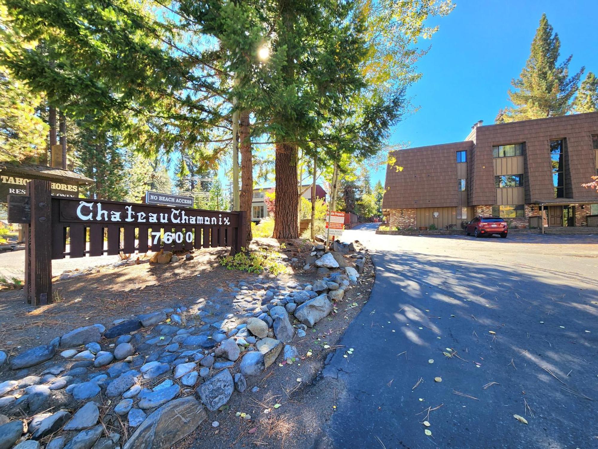 Tahoe Shoreline Retreat - Close To & Hoa Amenities *